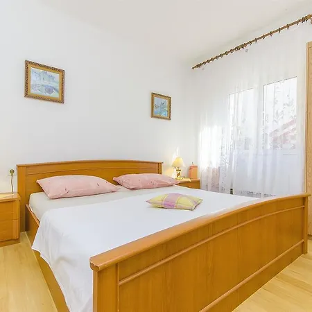 Apartment Pera *