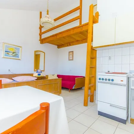 Pera Apartment *