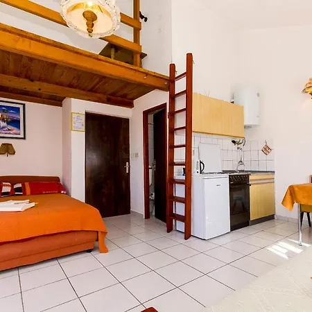 Apartment Pera *