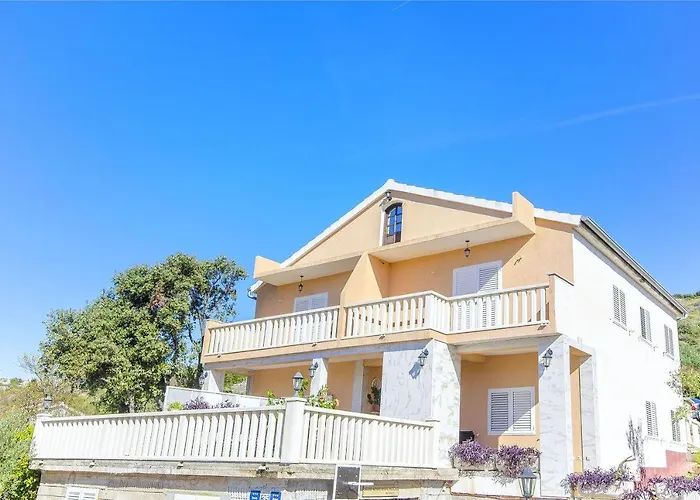 Pera Apartamento Ražanj